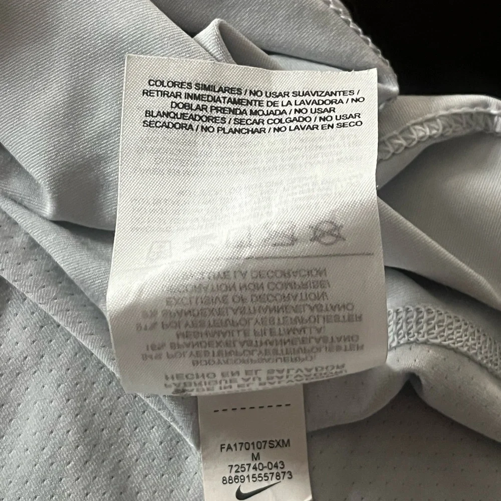 Nike women's long sleeve Dri-fit, Size M